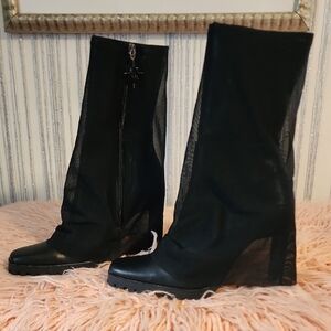 Darker Wavs Snare mesh overlay stretch ankle Women's Boots size 9 black